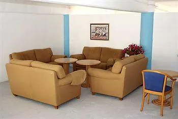 Sea Cleonapa מלון דירות איה נאפה