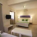 Sea Cleonapa Aparthotel