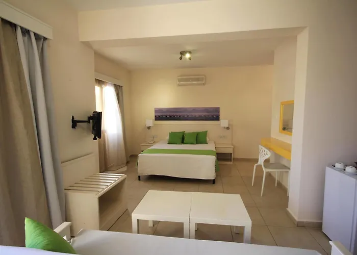 Sea Cleonapa Apartahotel 3*